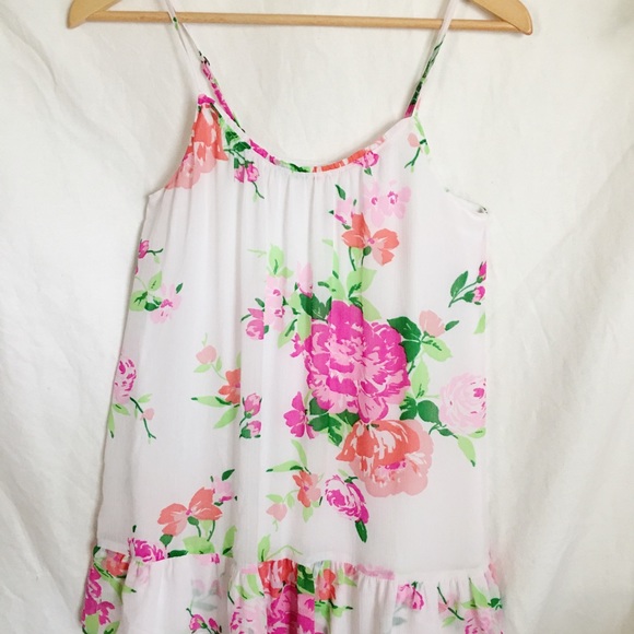 Abercrombie & Fitch Tops - Adorable ABERCROMBIE & FITCH Floral Top Size XS